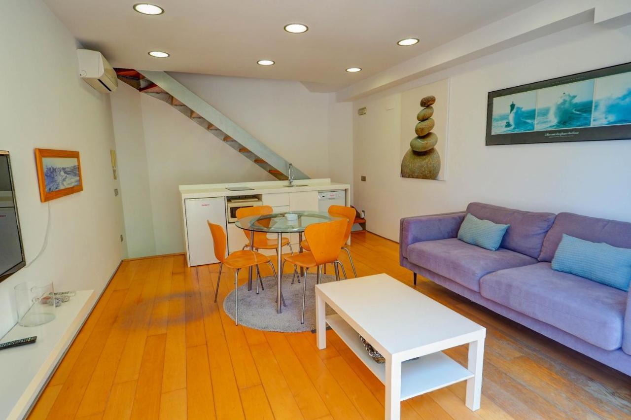 Port Alegre Attic By Hello Homes סיטגס מראה חיצוני תמונה
